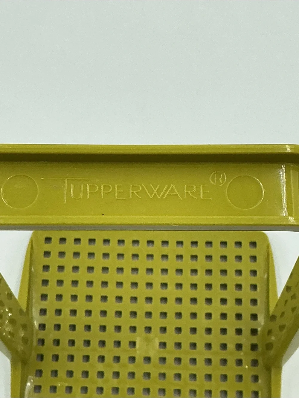 VTG Tupperware Replacement Pickle Keeper Pick A Deli #1561-3 Avocado Green Lift